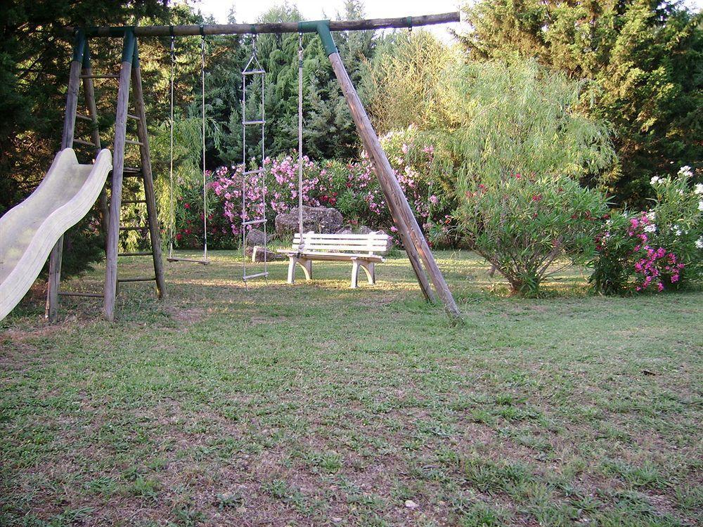 Auberge Des Pins Tourrettes Exteriér fotografie