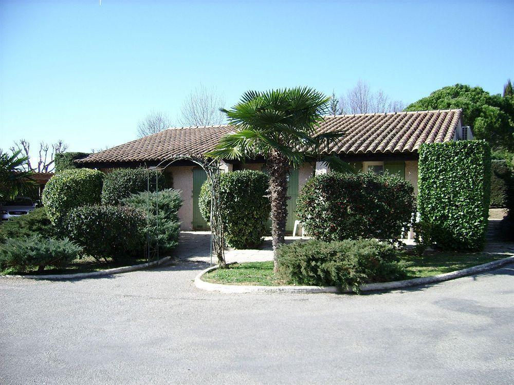 Auberge Des Pins Tourrettes Exteriér fotografie