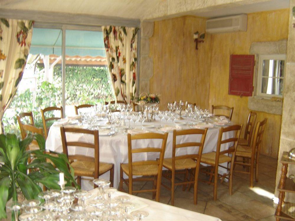 Auberge Des Pins Tourrettes Exteriér fotografie