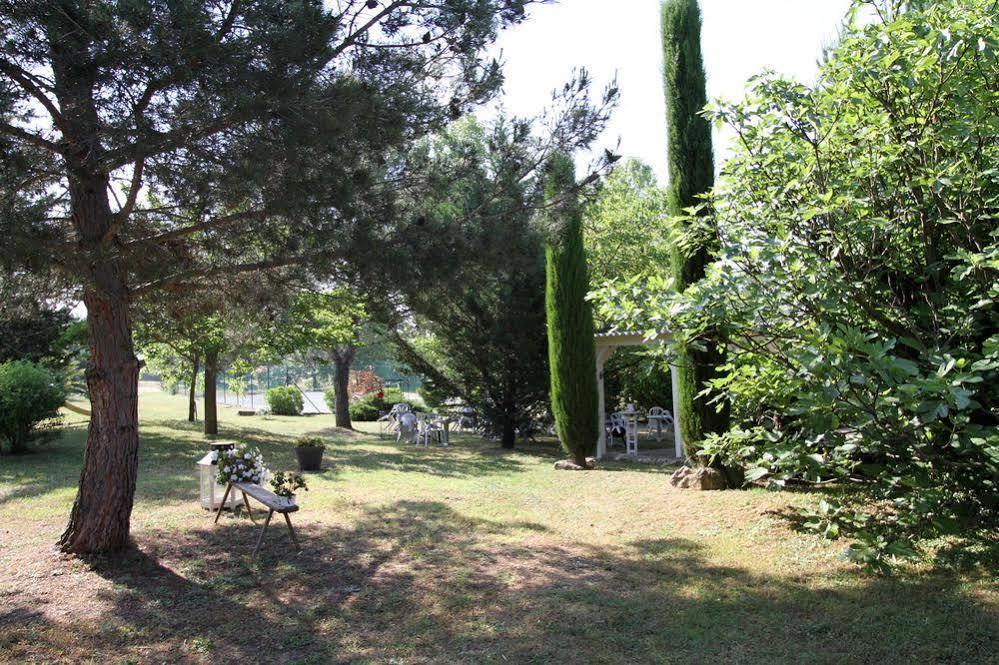Auberge Des Pins Tourrettes Exteriér fotografie
